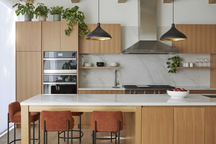 From Ordinary to Extraordinary: Redesigning Your Kitchen for Maximum Style