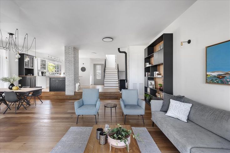10 Expert Tips for Perfect Living Room Furniture Arrangement